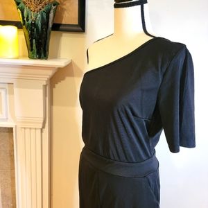 Asymmetric cold shoulder Jumpsuit